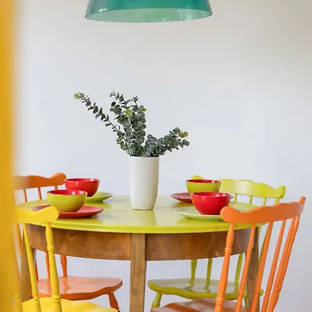 Colorful Two Bedroom Platynowa Perfect For Remote Work By Renters Appartement